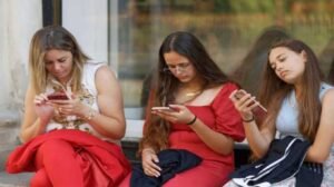 Common-Texting-Abbreviations-Everyone-Should-Know