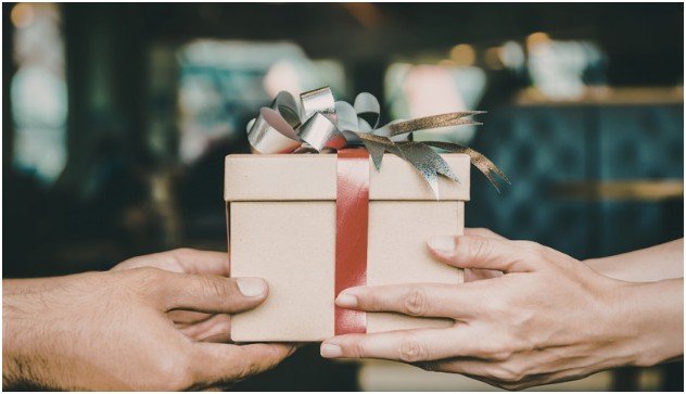 Why Gift Boxes Are Perfect for Cultural Celebrations